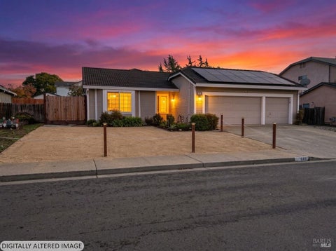Photo of 648 Chaucer Lane, American Canyon, CA 94503 (MLS # 326082356)