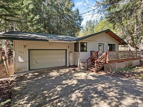 Photo of 24048 Willow Lane, Willits, CA 95490 (MLS # 326024506)