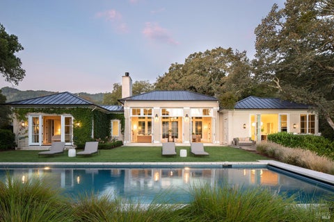 Photo of 1974 Sobre Vista Road, Sonoma, CA 95476 (MLS # 326078971)
