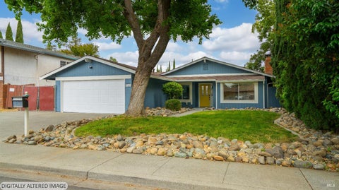 Photo of 349 Royal Oaks Drive, Vacaville, CA 95687 (MLS # 326075036)