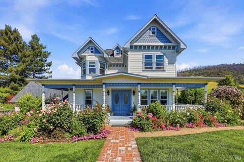 Photo of 5755 Futura Way, Santa Rosa, CA 95409 (MLS # 326077652)