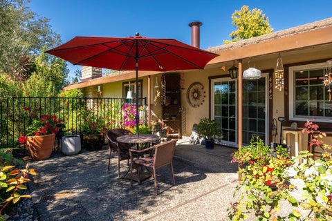 Photo of 434 Las Casitas Court #C, Santa Rosa, CA 95403 (MLS # 326082875)