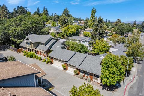 Photo of 830 Litchfield Avenue, Sebastopol, CA 95472 (MLS # 326019124)