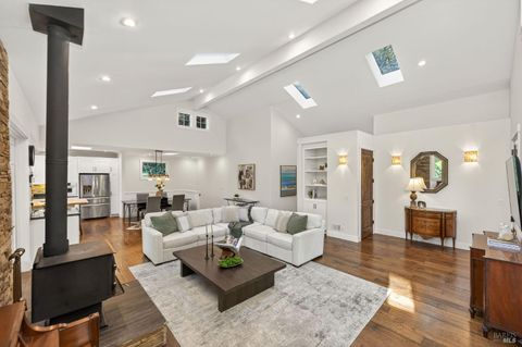 Photo of 3425 Redwood Road, Napa, CA 94558 (MLS # 326023314)