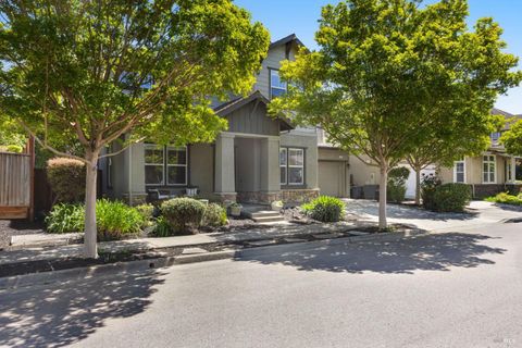 Photo of 1716 Southridge Drive, Petaluma, CA 94954 (MLS # 326033805)