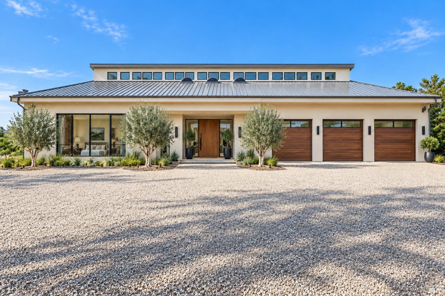 3442 Sackett Lane