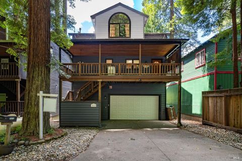 Photo of 15110 Drake Road, Guerneville, CA 95446 (MLS # 326026703)