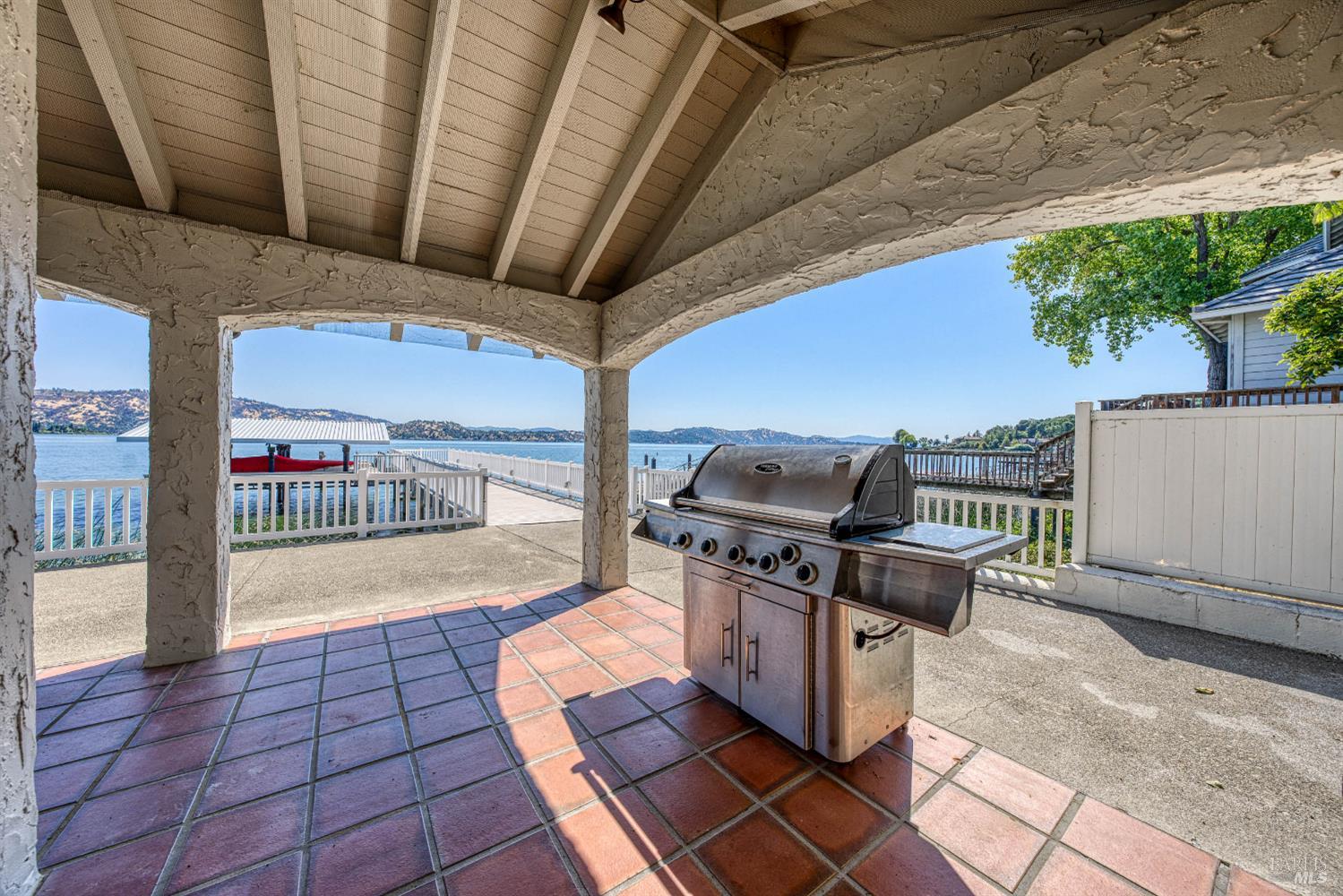 Kelseyville, California, 95451, United States, 4 Bedrooms Bedrooms, ,3 BathroomsBathrooms,Residential,Active,2041447