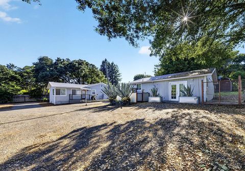Photo of 8813 Petaluma Hill Road, Penngrove, CA 94951 (MLS # 326032857)