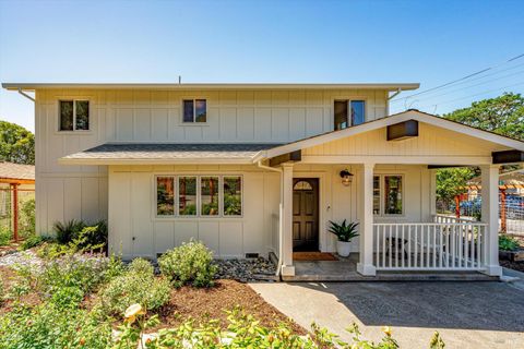 Photo of 18428 4th Avenue, Sonoma, CA 95476 (MLS # 326029293)