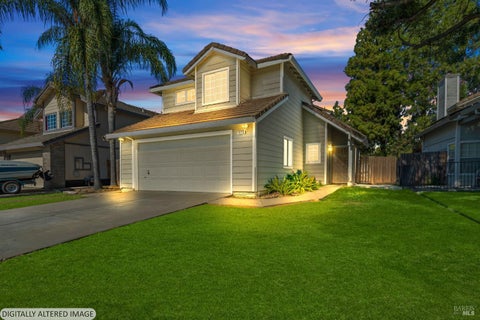 Photo of 526 Regency Circle, Vacaville, CA 95687 (MLS # 326083934)