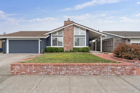 Photo of 1276 Beechwood Drive, Petaluma, CA 94954 (MLS # 326072734)