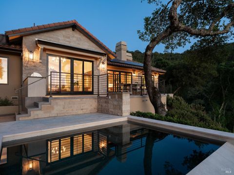 Photo of 9995 Courtney Drive, Kenwood, CA 95452 (MLS # 326027370)