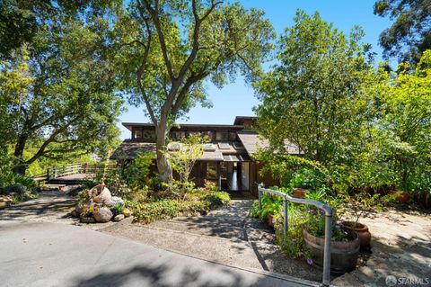 Photo of 235 Highland Terrace Ter, Woodside, CA 94062 (MLS # 426112791)