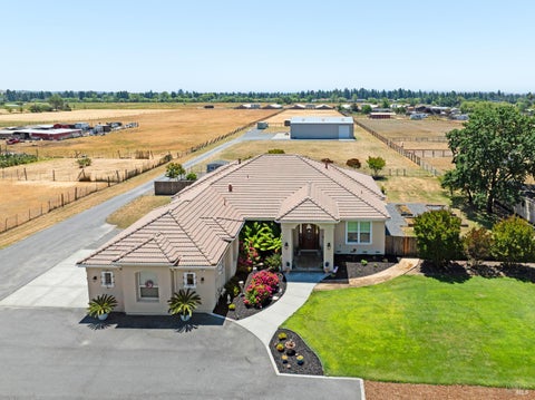 Photo of 534 Mountain View Avenue, Santa Rosa, CA 95407 (MLS # 326046527)
