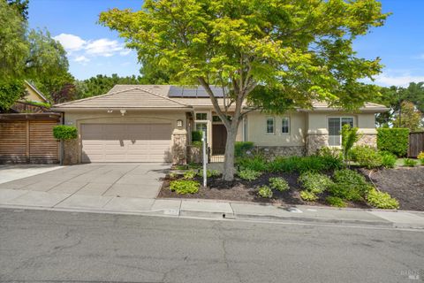 Photo of 487 Gray Court, Benicia, CA 94510 (MLS # 326034080)