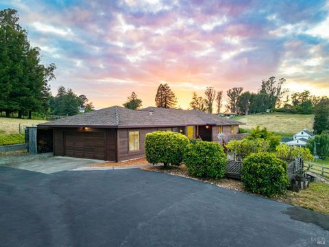 Photo of 8969 Cypress Avenue, Cotati, CA 94931 (MLS # 326034907)