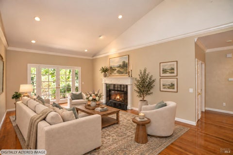 Photo of 154 White Oak Drive, Santa Rosa, CA 95409 (MLS # 326068062)