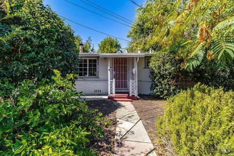 Photo of 3037 Bertram Court, Concord, CA 94520 (MLS # 326060714)
