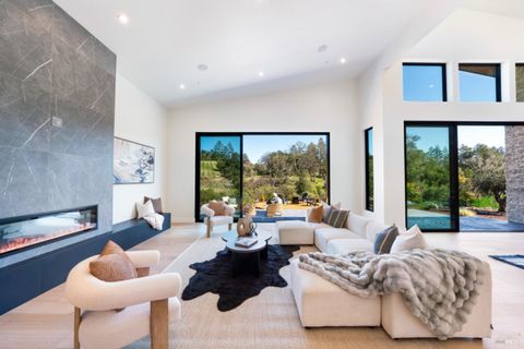 Photo of 1890 Lawndale Road, Kenwood, CA 95452 (MLS # 326005946)