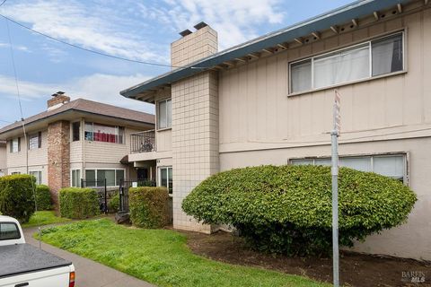 Photo of 22 Fairfax Street #E, San Rafael, CA 94901 (MLS # 326027955)