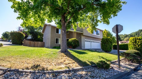 Photo of 1 Plata Court, Novato, CA 94947 (MLS # 326065403)