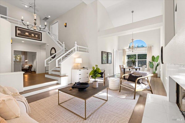 316 WINDFLOWER CT, WINDSOR, CA 95492 - Image 2cabd7088682f55a40a00aa9df36d4cc/2881620163