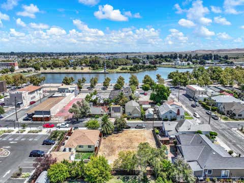 Photo of 517 Suisun Street, Suisun City, CA 94585 (MLS # 326069920)