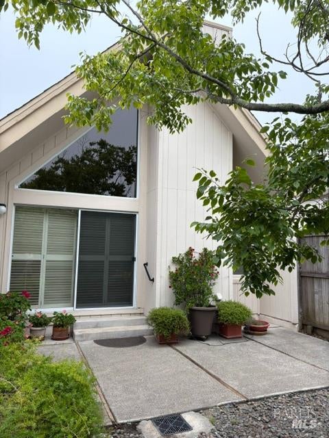 Photo of 630 Lobelia Court, Sonoma, CA 95476 (MLS # 326058638)
