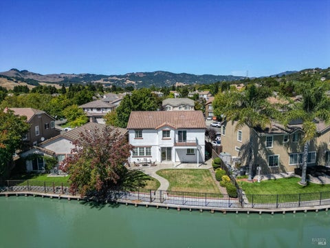 Photo of 5148 Blue Court, Fairfield, CA 94534 (MLS # 326076608)