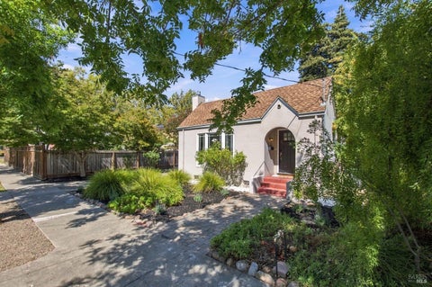 Photo of 1772 Spruce Street, Napa, CA 94559 (MLS # 326078930)