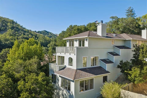 Photo of 115 Piper Lane, Fairfax, CA 94930 (MLS # 326066156)