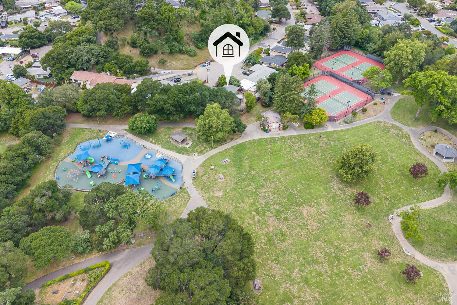 104 Lobo Vista