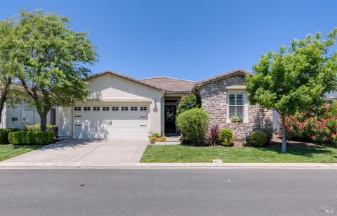 Photo of 305 Foxwood Lane, Rio Vista, CA 94571 (MLS # 326045315)