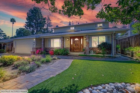 Photo of 416 Monti Circle, Pleasant Hill, CA 94523 (MLS # 326024939)