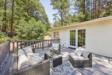 Photo of 4601 Lake County Highway, Calistoga, CA 94515 (MLS # 326019936)