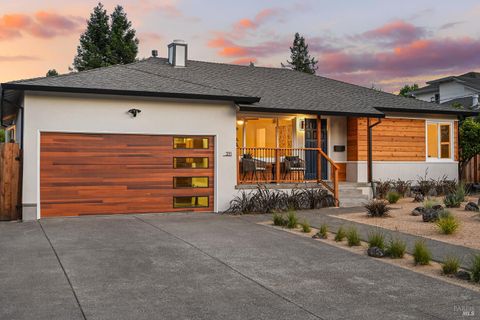 Photo of 211 Mirada Avenue, San Rafael, CA 94903 (MLS # 326043125)