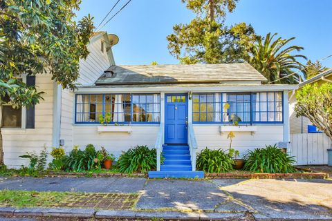 Photo of 39 Latham Street, San Rafael, CA 94901 (MLS # 325101121)