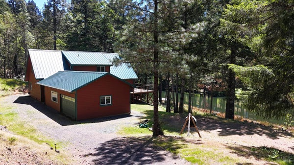 4101 CHINQUAPIN DR, WILLITS, CA 95490 - Image 35e57e5257eeff9a804da4f4e94ec3f9/2839640108