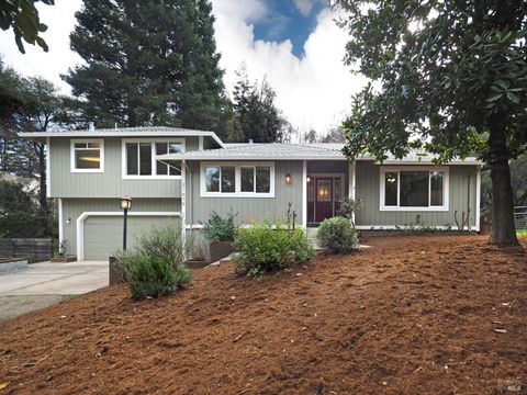 Photo of 21679 Geyserville Avenue, Geyserville, CA 95441 (MLS # 326001426)