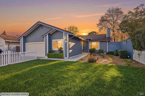 Photo of 105 Falcon Drive, Cotati, CA 94931 (MLS # 326022184)