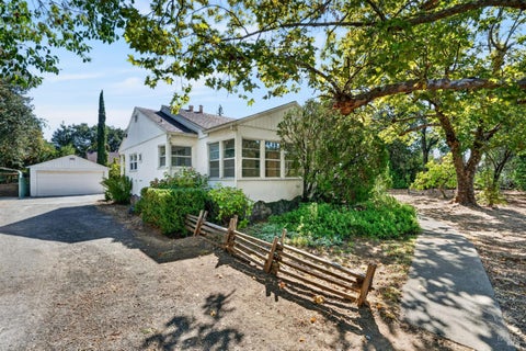 Photo of 910 S Cloverdale Boulevard, Cloverdale, CA 95425 (MLS # 326080658)
