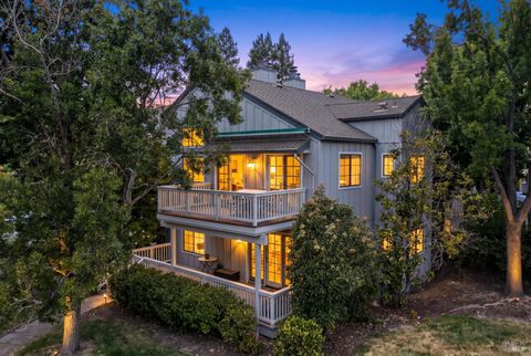 Photo of 18120 Vassar Court, Sonoma, CA 95476 (MLS # 326058167)