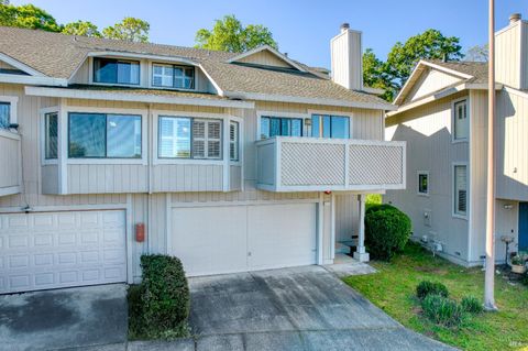 Photo of 1114 Redwood Boulevard, Novato, CA 94947 (MLS # 326013250)