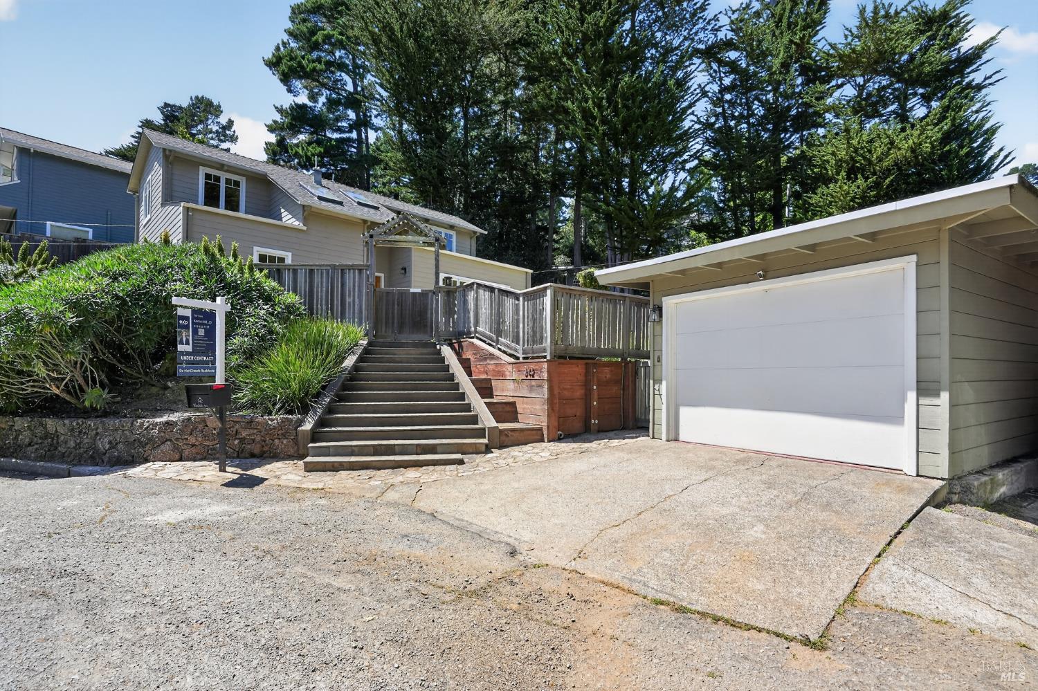 342 Woodside Avenue