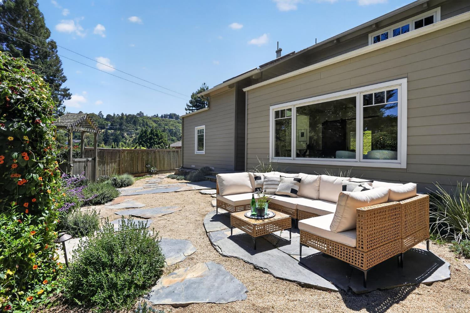342 Woodside Avenue