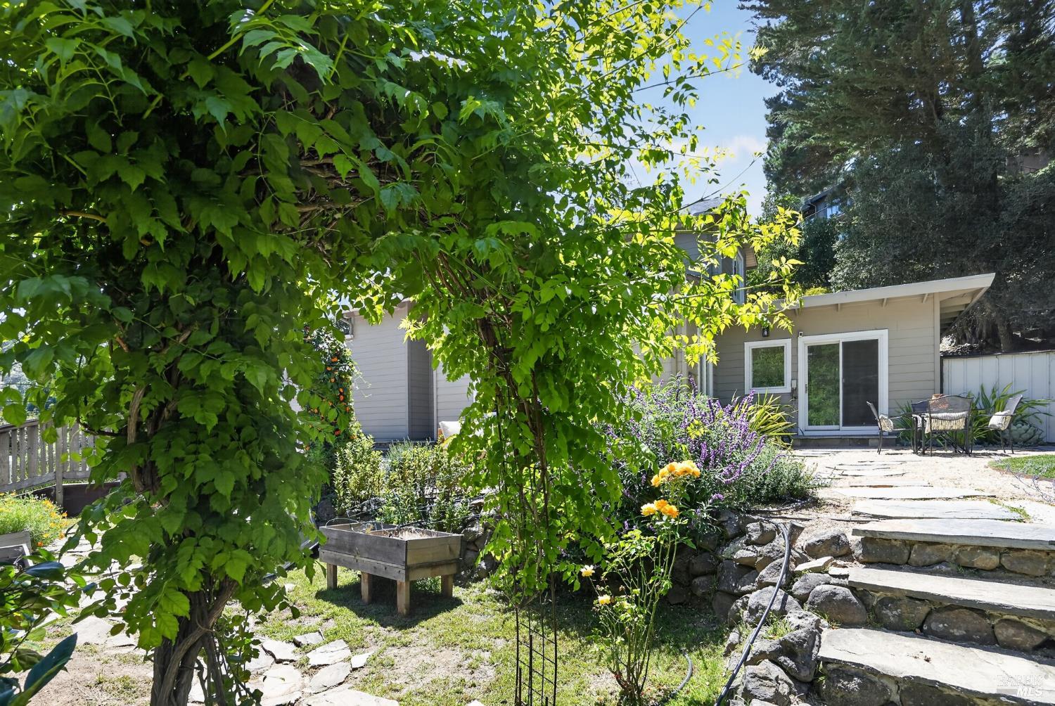 342 Woodside Avenue