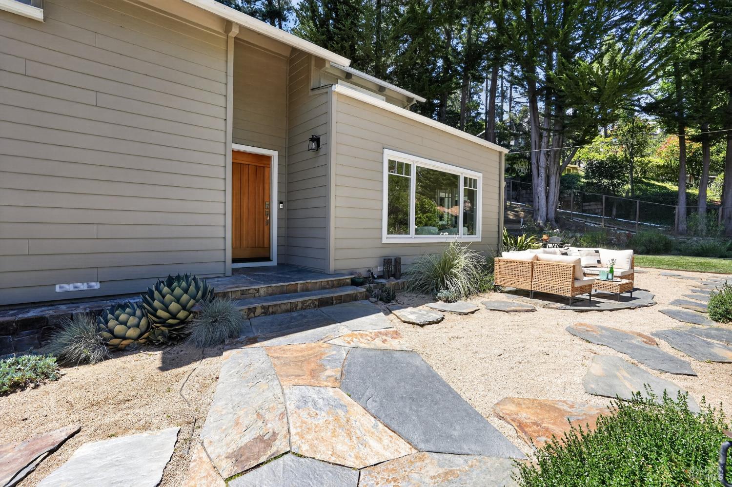 342 Woodside Avenue