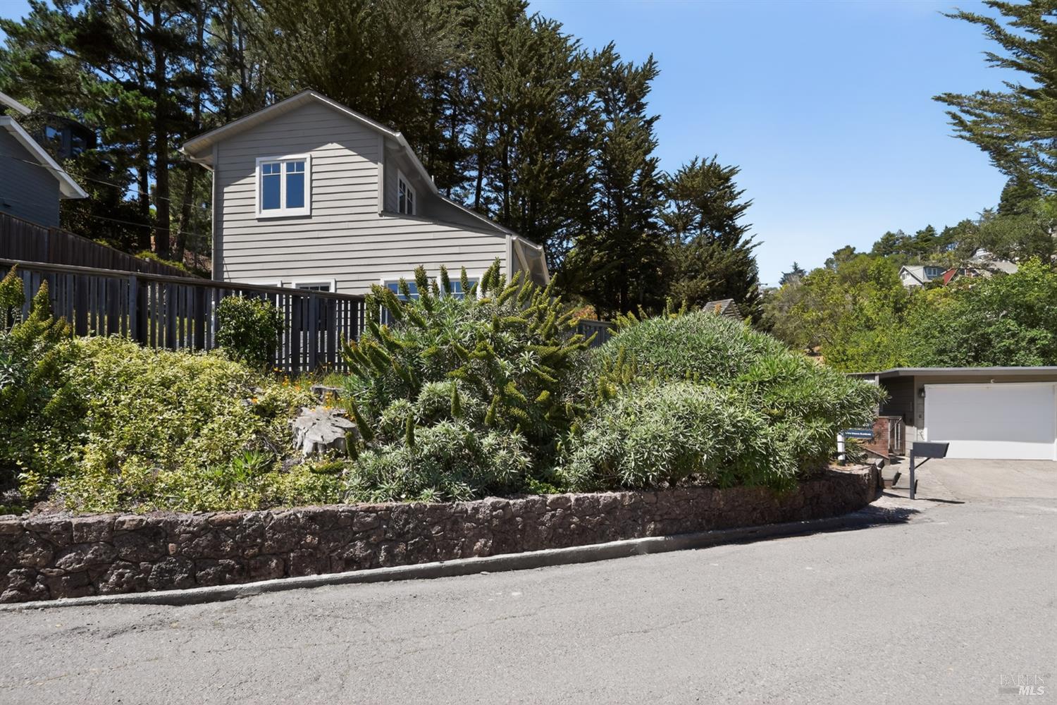 342 Woodside Avenue
