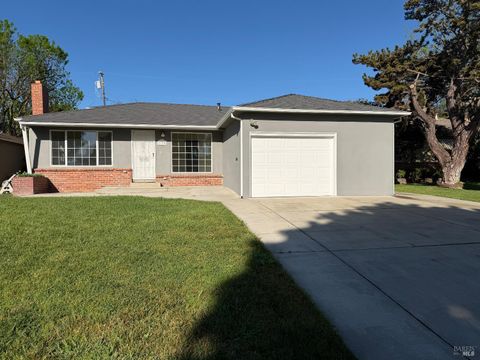 Photo of 138 Gardiner Way, Rio Vista, CA 94571 (MLS # 326026746)